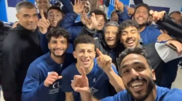 احتفال محمود كهربا مع إنبي بصعود نصف نهائي كأس مصر